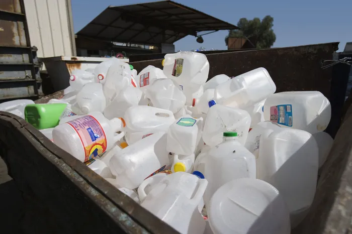 recycling-plastic-containers (1).jpg